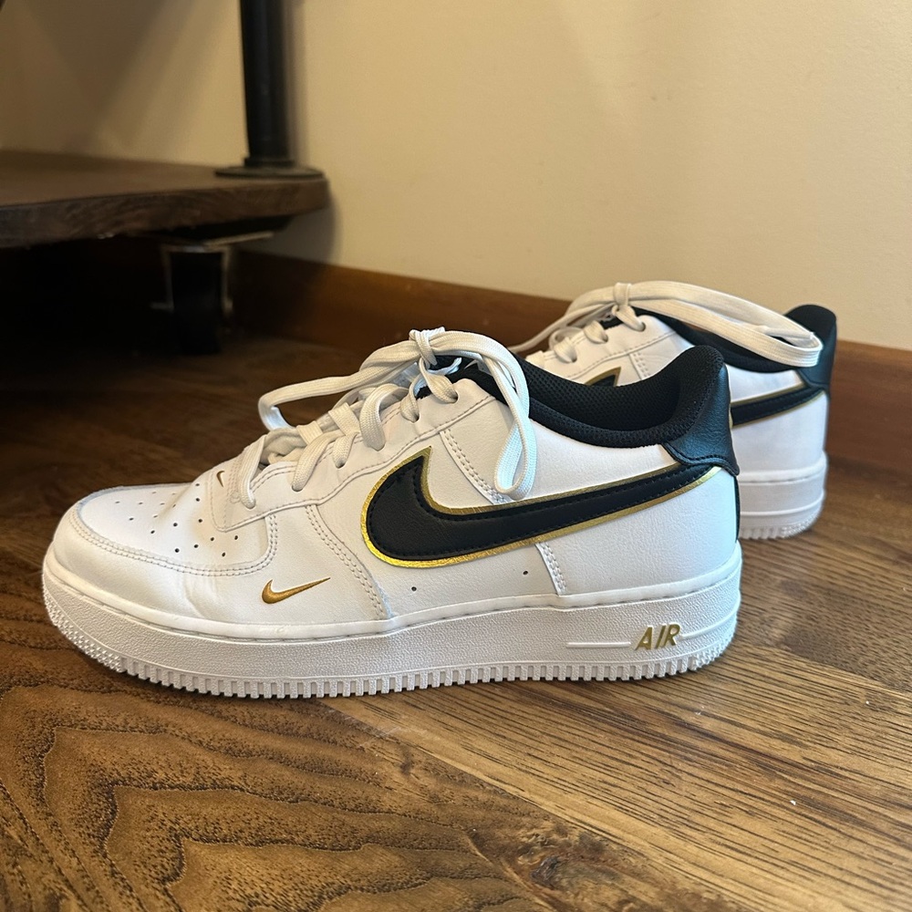Nike Air Force 1 size 7Y